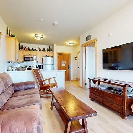 Sunstone #103 Condo